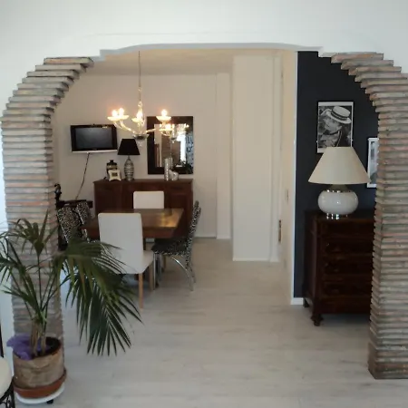 Viola 12 Bed and Breakfast